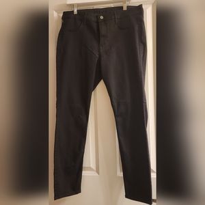 H&M Black Skinny Jeans
